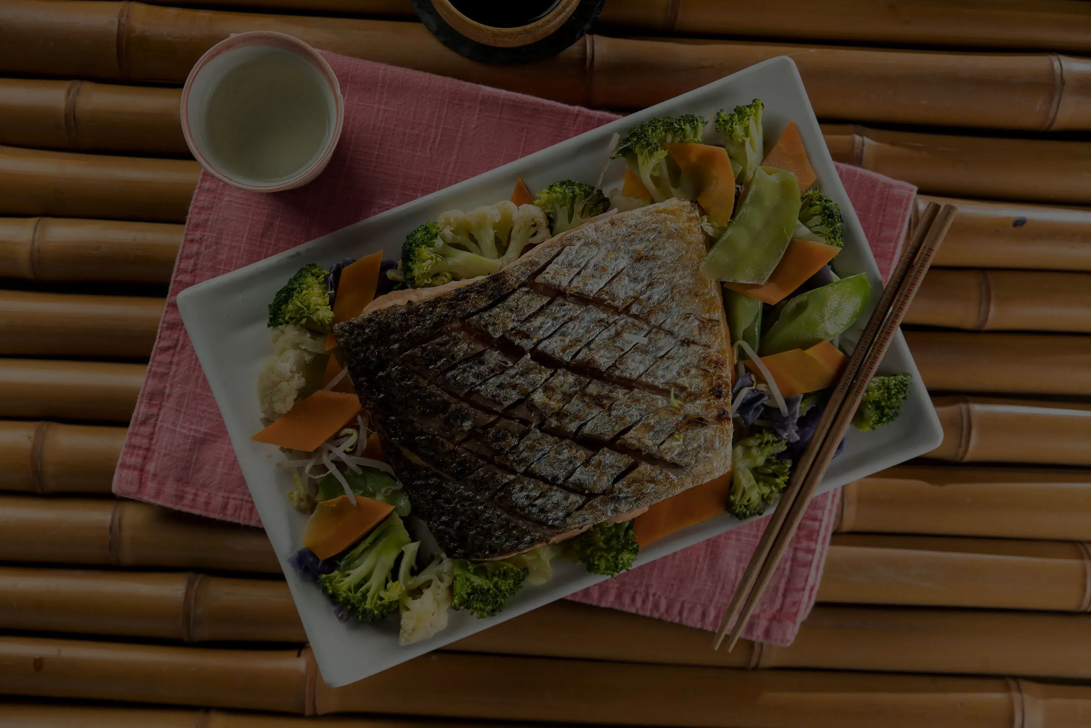 Almoço executivo de comida japonesa